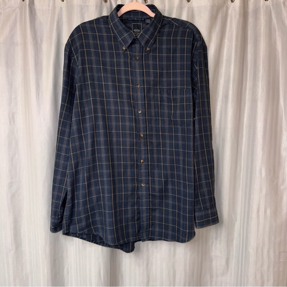 Arrow Navy and Tan Plaid Button Down Shirt size 16-16.5